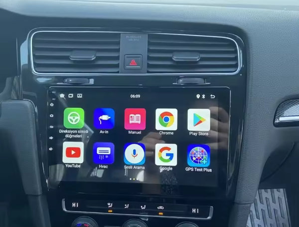 Interface CarPlay sur un écran installé dans une console Volkswagen